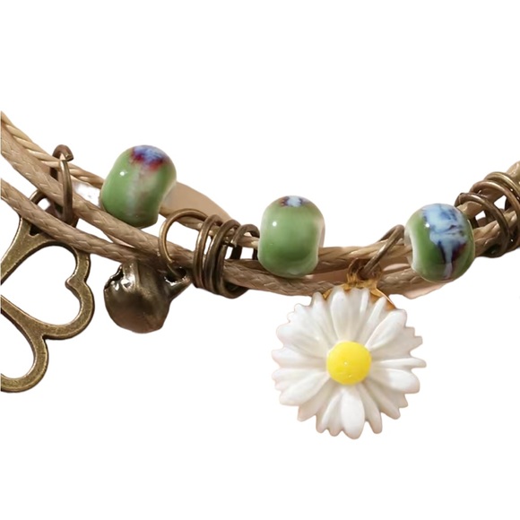 Layered Rope Daisy Charm Bracelet - Picture 5 of 7